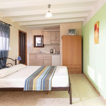 Agatha House Aparthotel Valtí Esterno foto